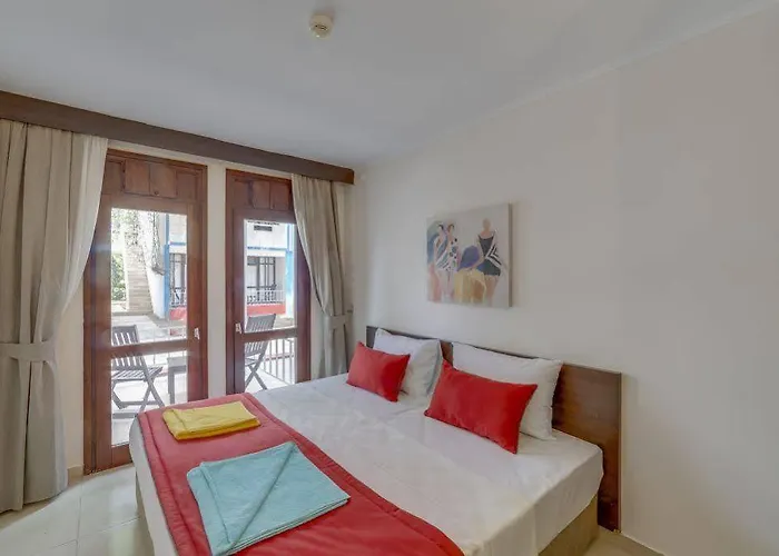 Santa Family Club Hotel