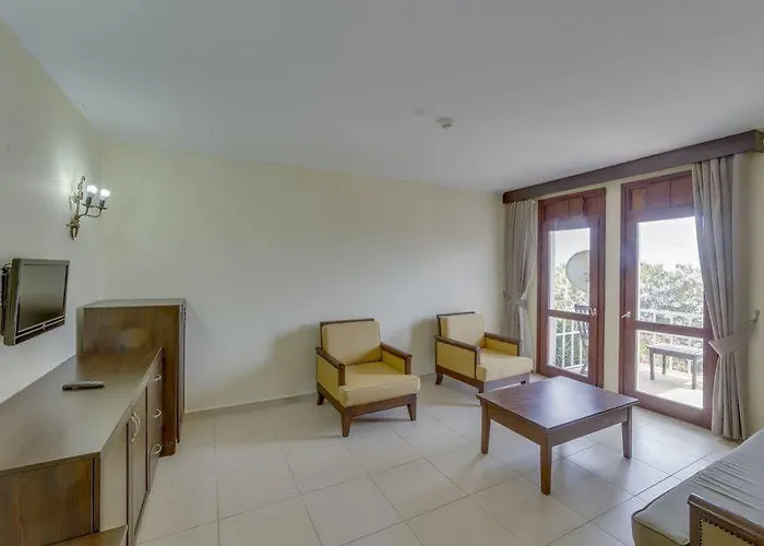 Hotel Santa Family Club 4*