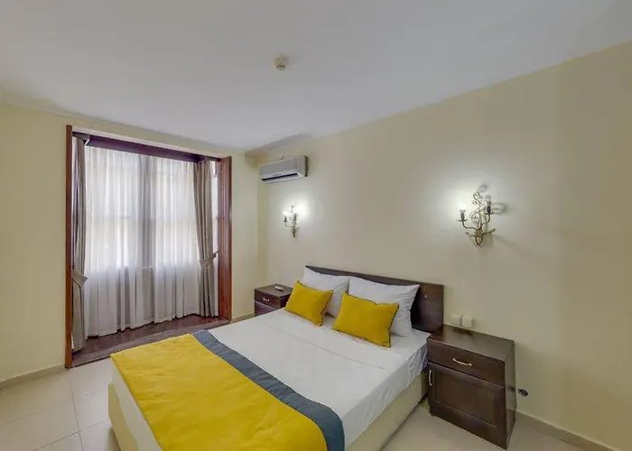 Santa Family Club Hotel 4*
